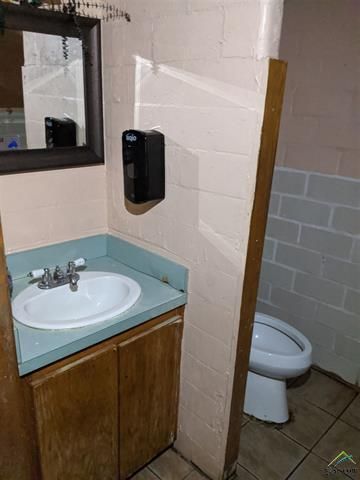 102 E Broadway St, Big Sandy, TX 75755